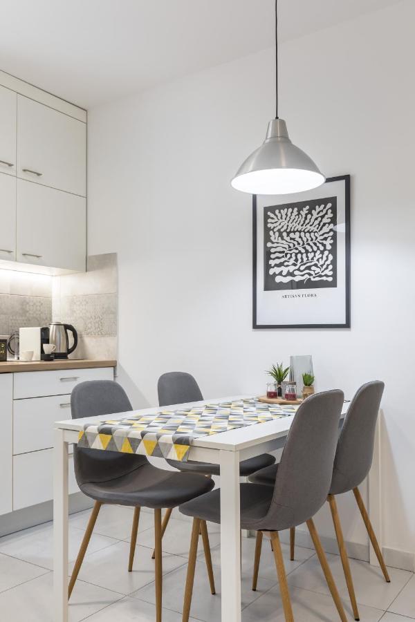 Cool Suite Split Luaran gambar
