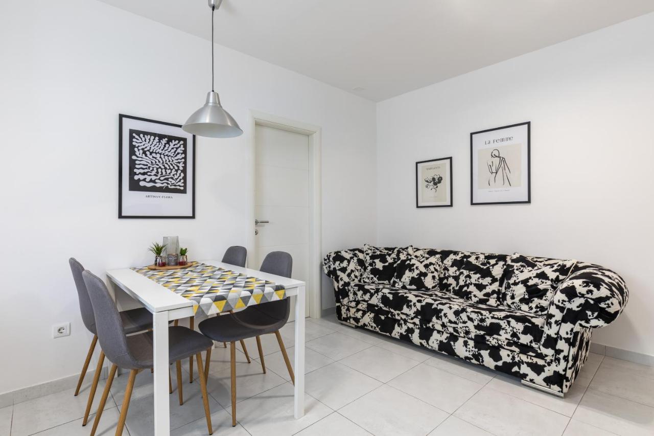 Cool Suite Split Luaran gambar